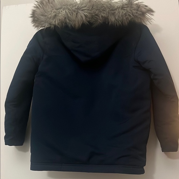 Boys Abercrombie Kids Navy Jacket with Red Plaid Lining. Hooded fur. Size 8 - Picture 6 of 9